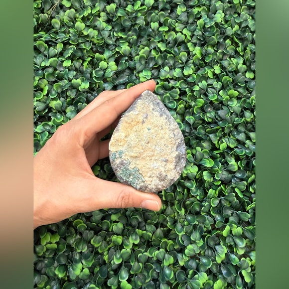 Titanium Quartz - Picture 3 of 5